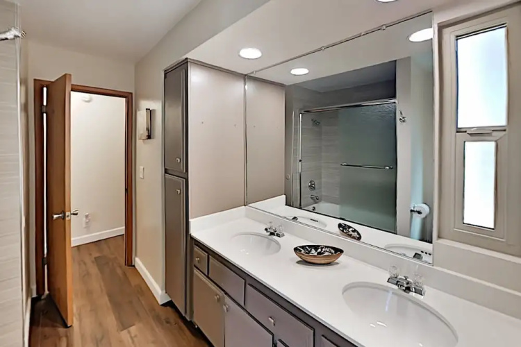 41785swa 2 Bedroom Duplex