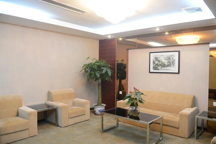 Yifa Business Hotel