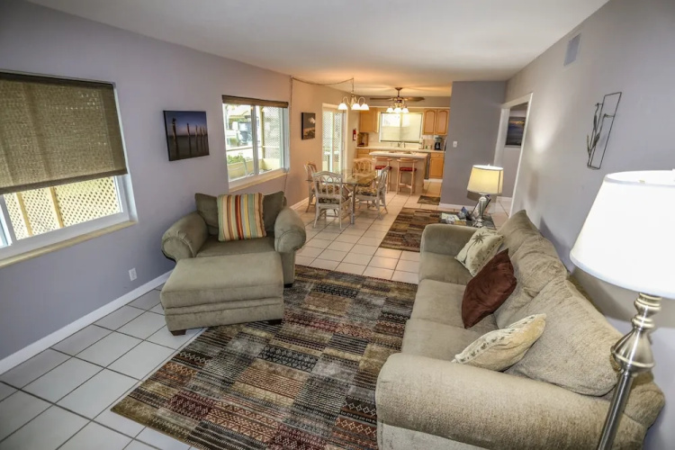 238 Flamingo
