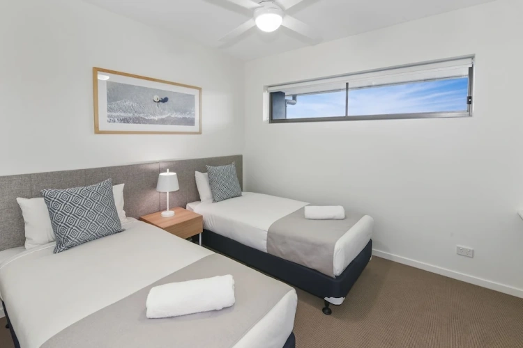 2 Bedrooms Standard Apartment with balcony and with lake view