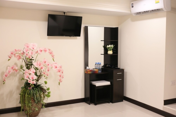 Guest rooms