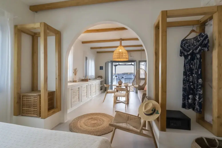 Sirma Beach House