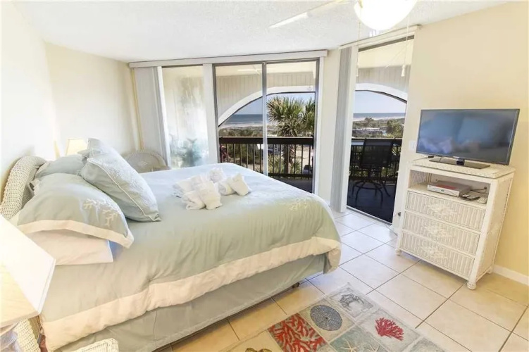Hibiscus 303B - Two Bedroom Condo