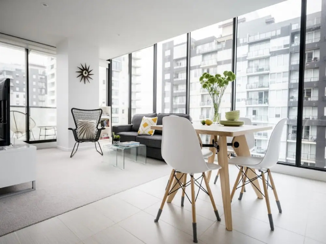 Apartment2c - Metro