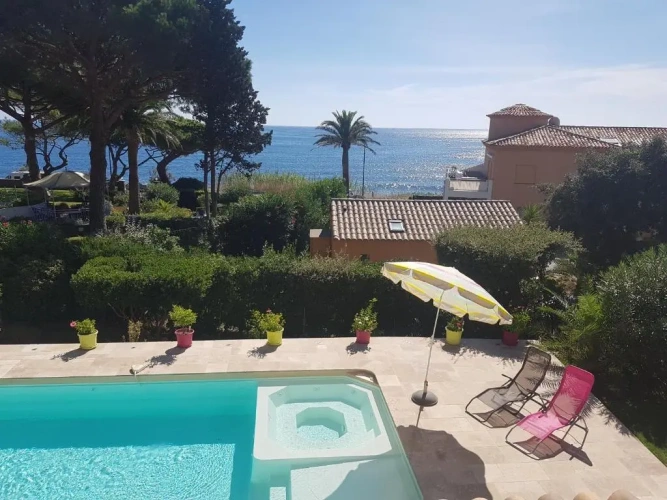 Standard Double room with sea view
