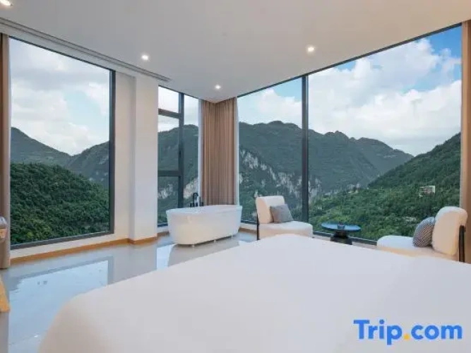 Standard room with view