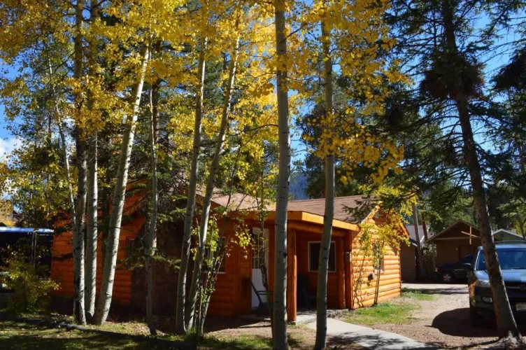 2 Bedrooms Deluxe Cottage