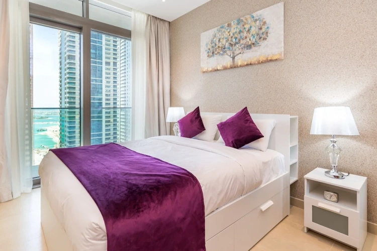 2 Bedrooms Apartment