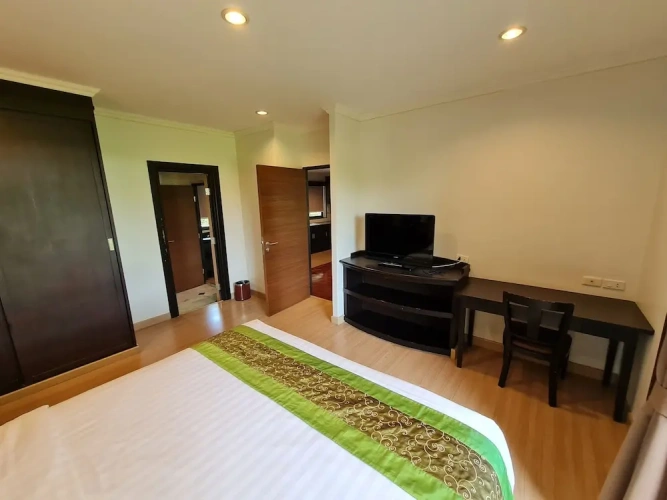 Executive Suite with balcony