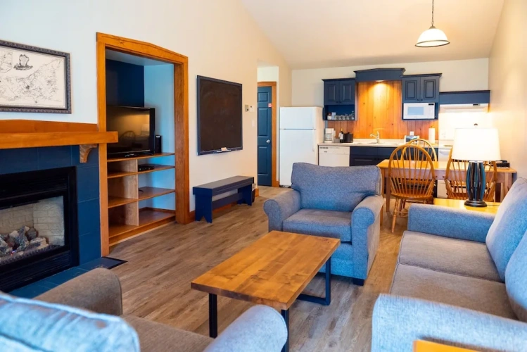 2 Bedrooms Cottage