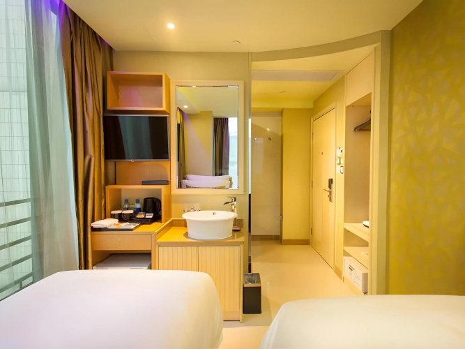 Harbour Bay Hotel