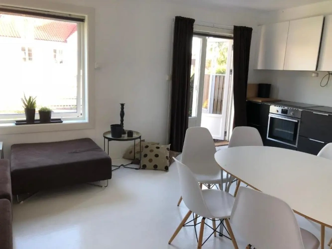 6 Bedrooms Cottage