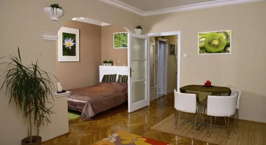 Academy Central Pro Apartman