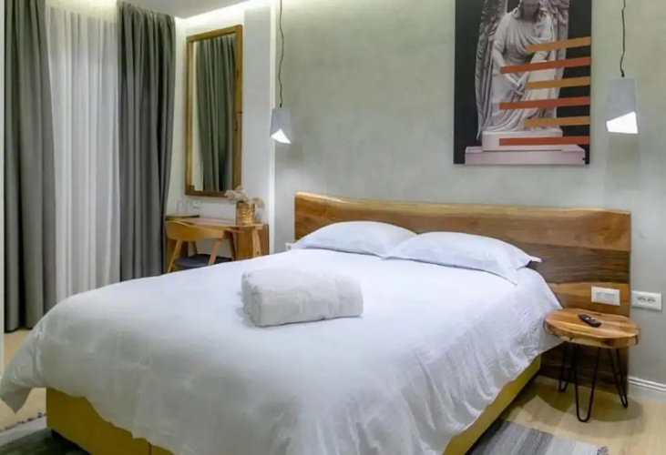 Elegance Boutique Hotel
