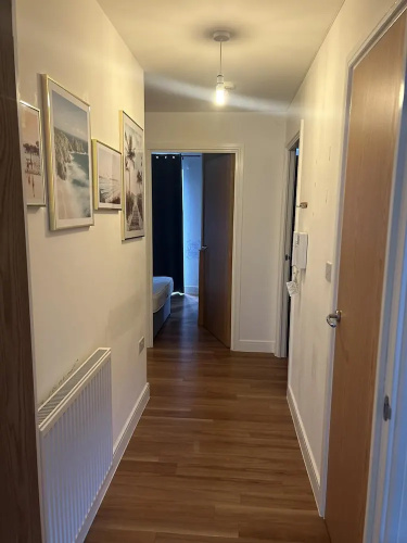 Immaculate 2-bed Apartment in Romford