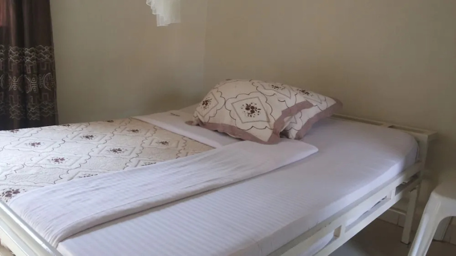 Lira Tasha Hotel