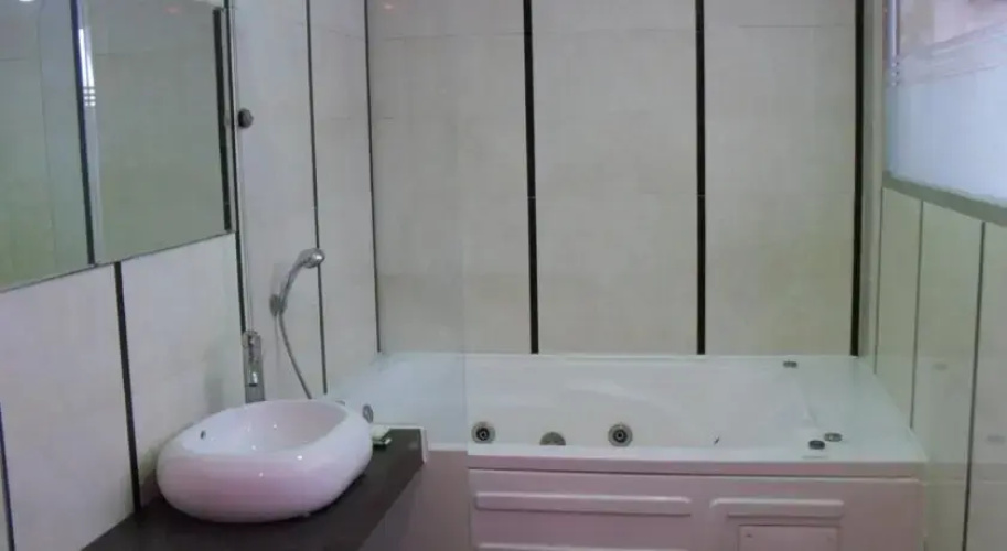 V Motel Busan