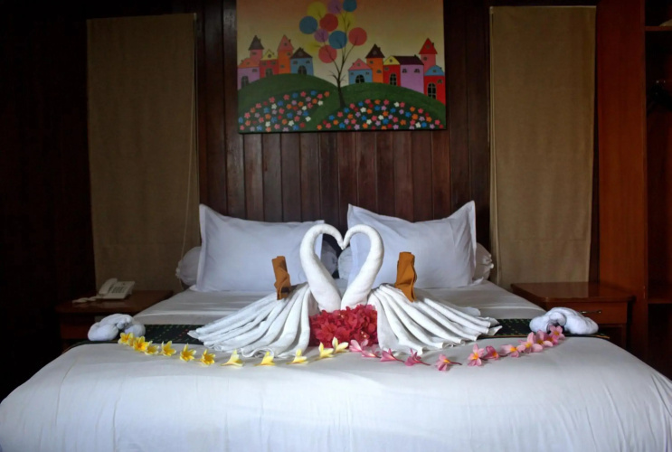 Exotic Komodo Hotel