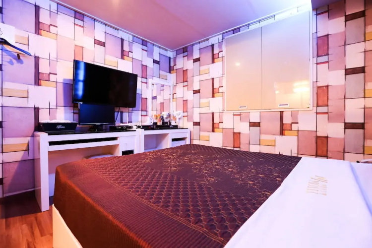 NJ Hotel