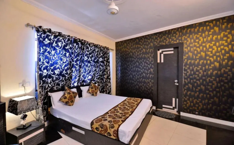 Hotel Mg Residency