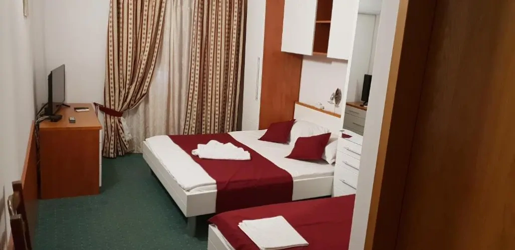 Standard Triple room with balcony and with sea view