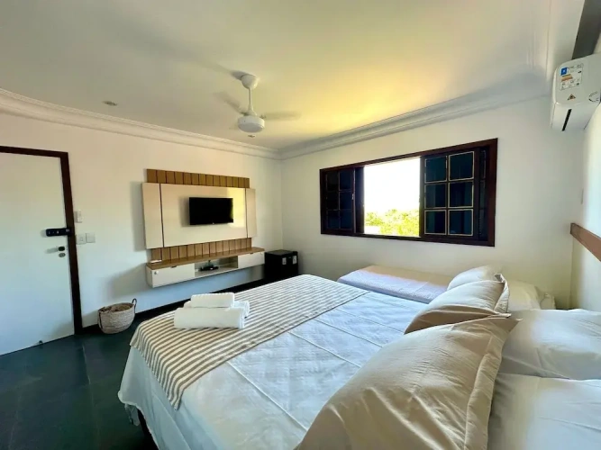 Standard Quadruple Family room with garden view