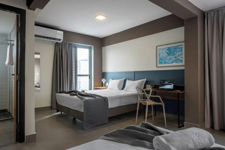 Lym Flat Hotel