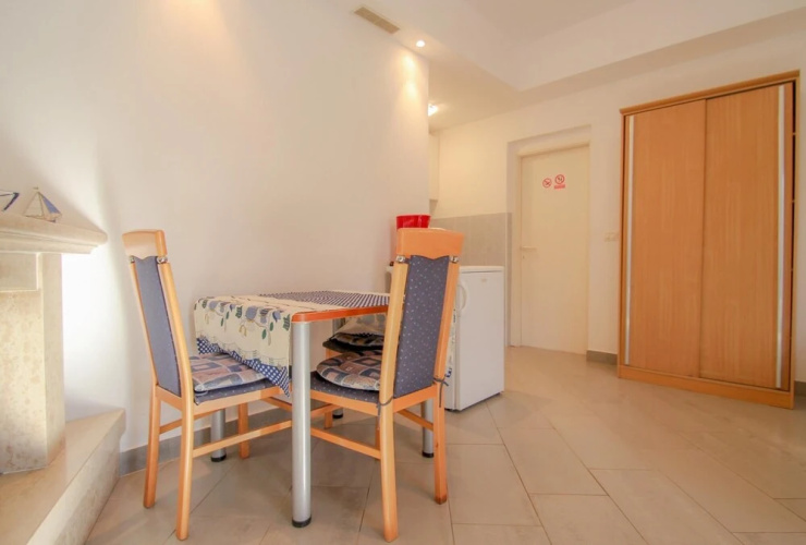 Adila A2 in Novigrad