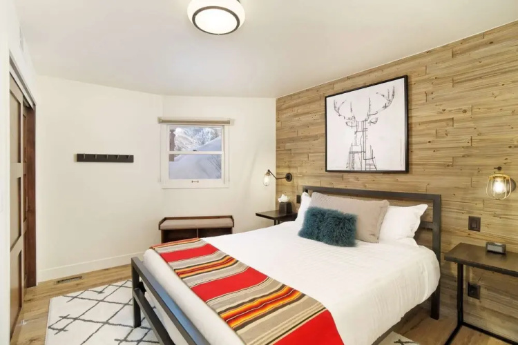 Shadow Mountain Condos by iTrip Aspen Snowmass