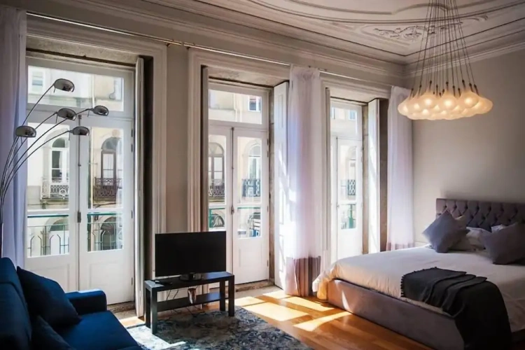 Deluxe Double Studio with balcony and with partial sea view