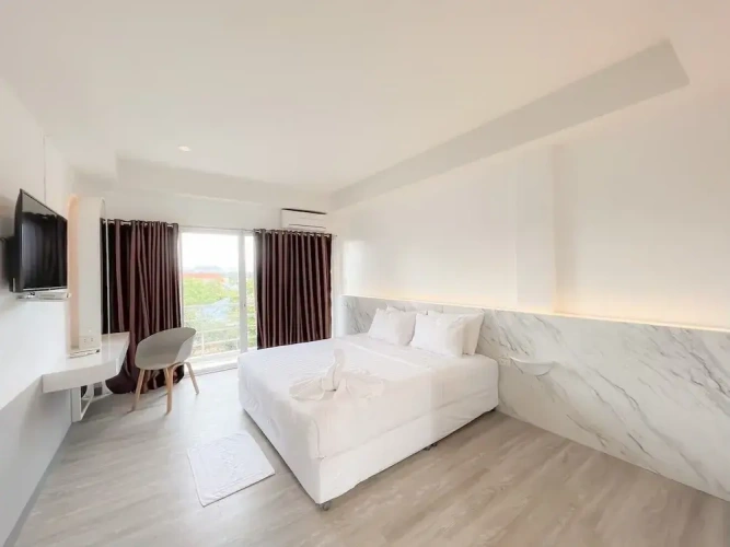 Standard room with balcony