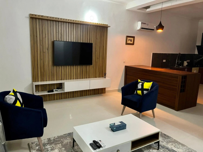 The Zen Loft - 2BR Open Plan Apt W/Pool+Smart Lock