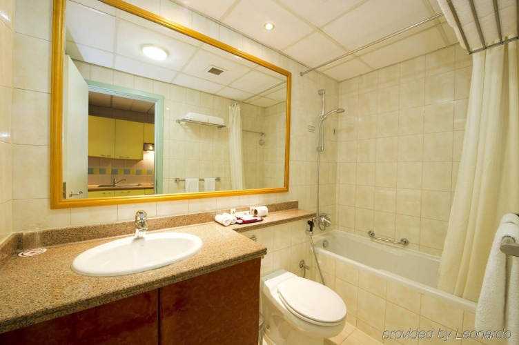 Al Bustan Centre & Residence photo 12