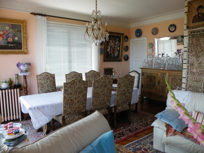 Villa Erresinolettean