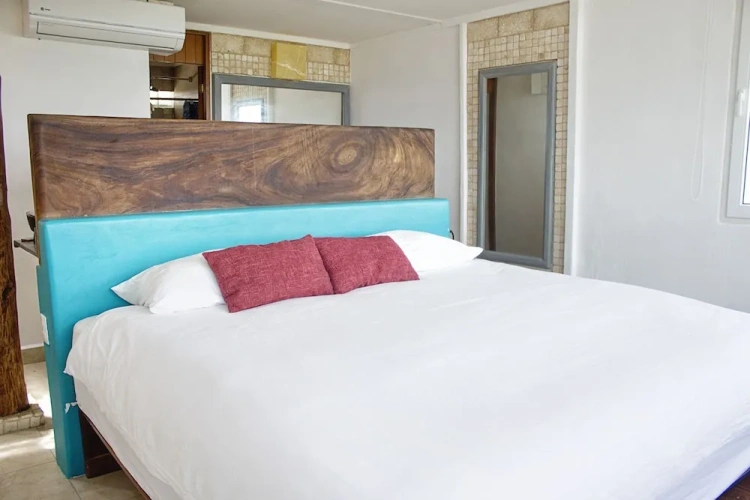 Double Suite with bay view