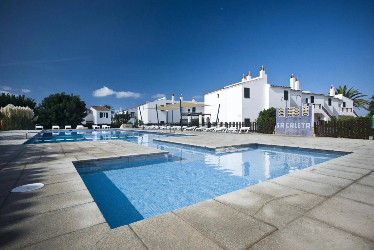 Apartamentos Sa Caleta