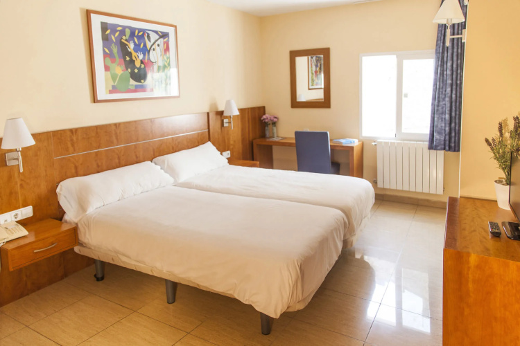 Hostal Savoy