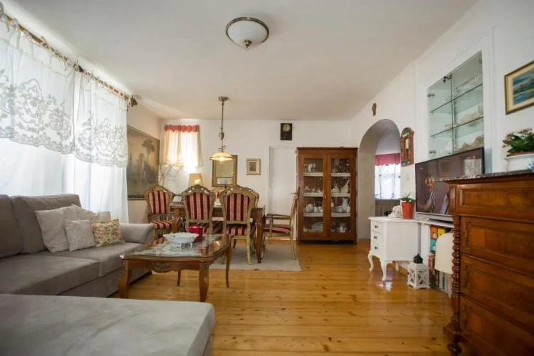 2 Bedrooms Deluxe Apartment
