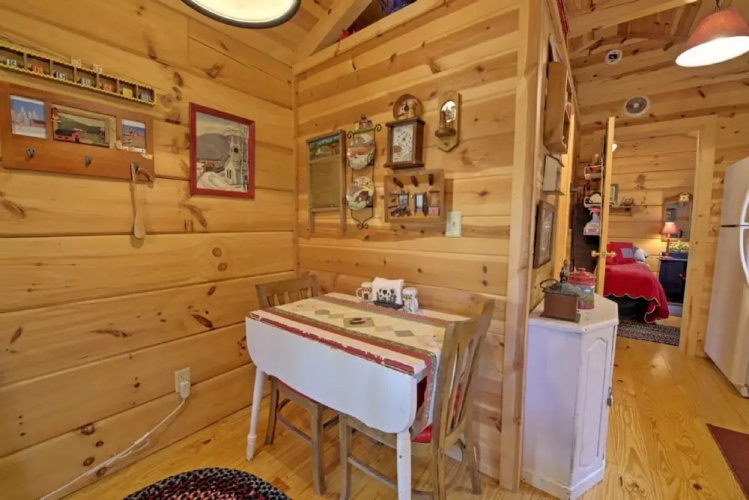 Red Barn - 1 Br Cabin