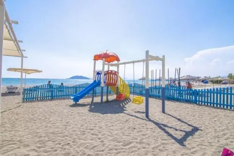 Sunset Beach Club Aqualettings Aqua 35