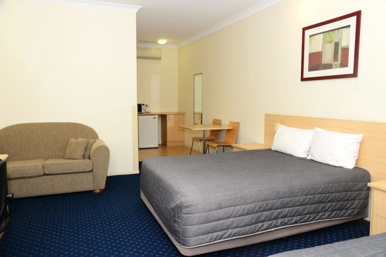 Executive Twin Suite with balcony