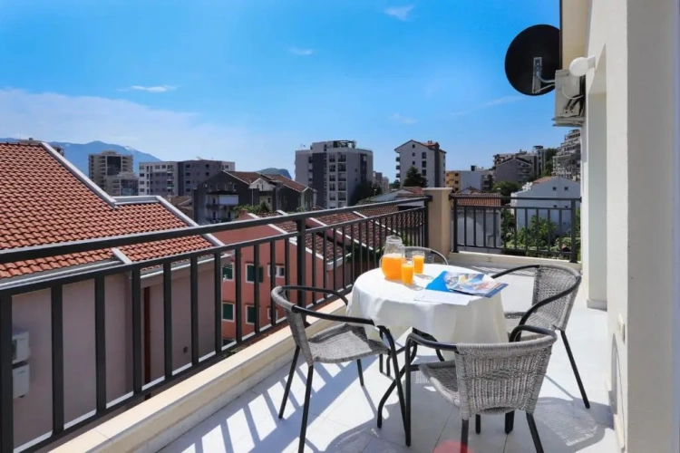 1 Bedroom Comfort Apartment