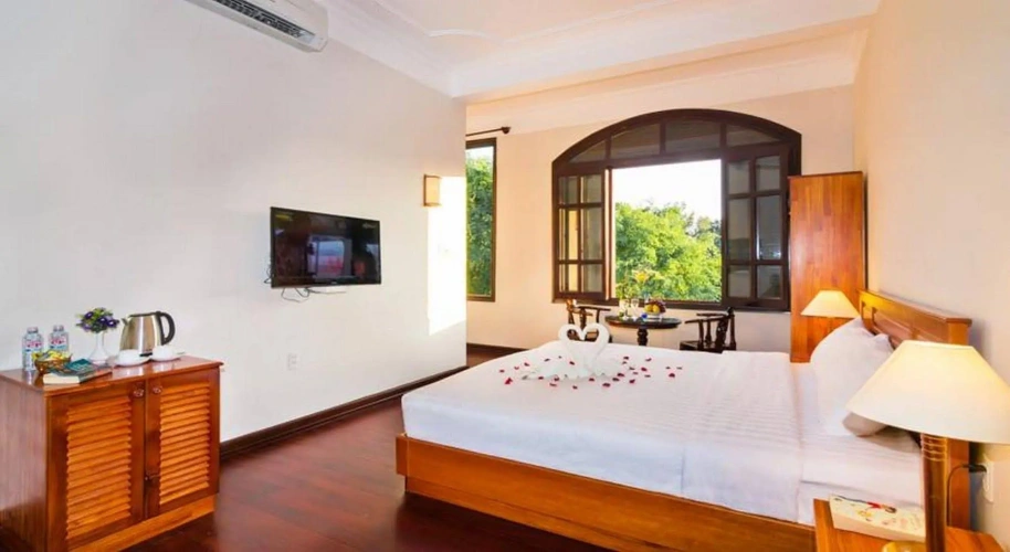 Guest rooms