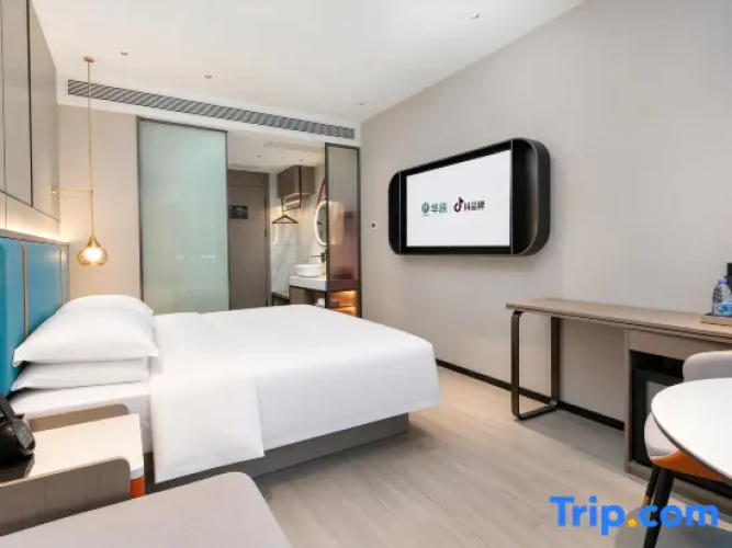 Standard Double room with view