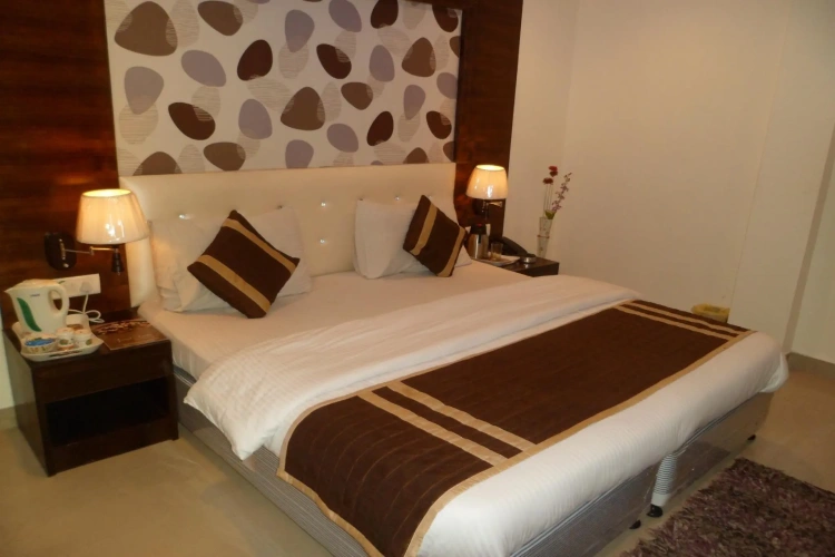 Deluxe Double room with view