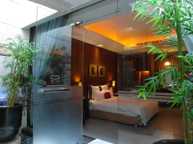 Standard Double room with view