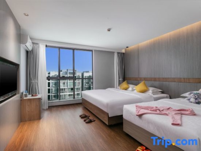 Standard Twin Family room