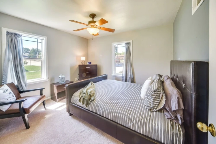 3 Bedrooms Cottage