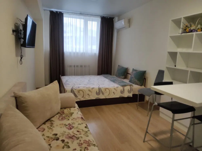 Smart House Hotel