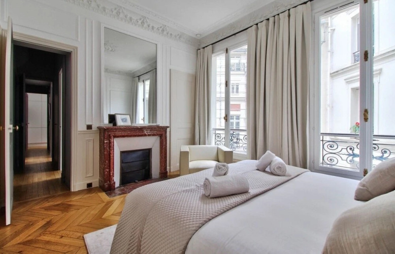 Guest Trotter Bristol - Image 9